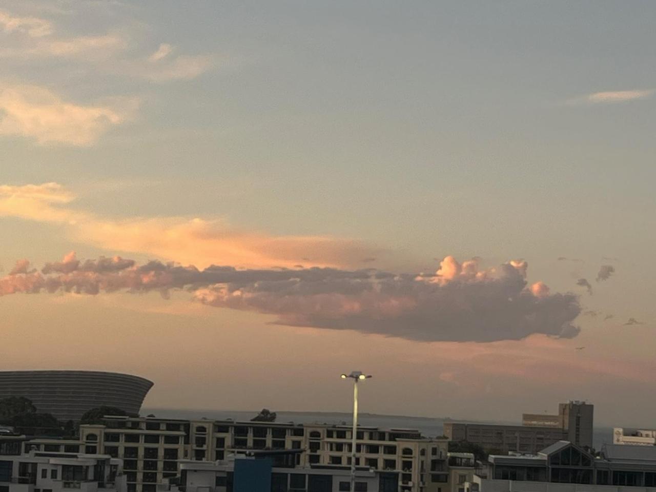 Modern Apartment In The Docklands, De Waterkant, Cape Town Stunning Views, Gorgeous Pool Deck מראה חיצוני תמונה